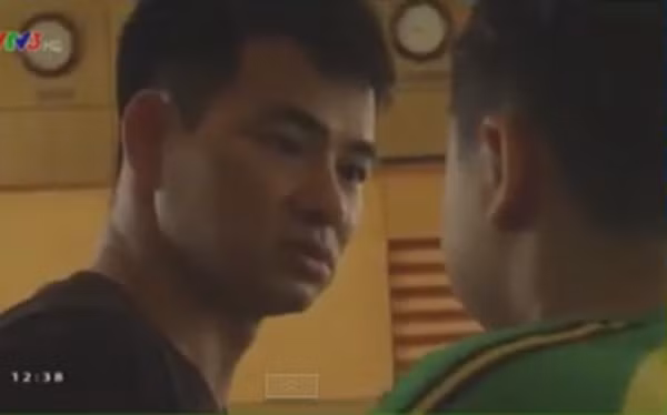 Xuân Bắc trách mắng con trai trên sóng truyền hình