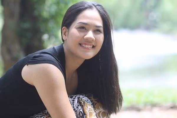 Hiện tại, Hoàng Nhật Mai đã chạm ngưỡng ngoài 30 tuổi. Song nhan sắc của cô không có nhiều sự thay đổi so với thời còn chinh chiến ở các cuộc thi hoa hâu.