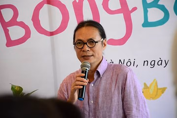 Đạo diễn Trần Lực: “Khi chơi với con, tôi không facebook“