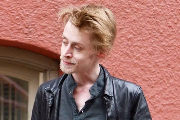 Những ngôi sao trẻ "tàn đời" vì danh vọng