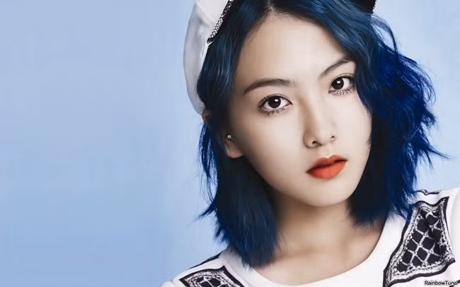 Những” mái tóc xanh của Sơn Tùng” tại showbiz Hàn ảnh 4