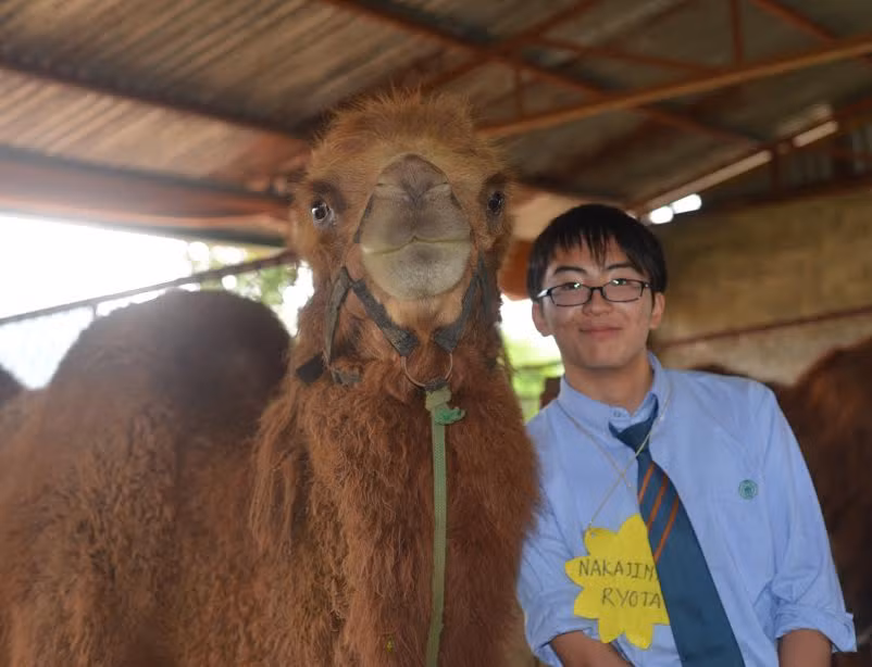 Nakajima Ryota có những trải nghiệm tuyệt vời tại nông trại Dê Trắng Nakajima Ryota có những trải nghiệm tuyệt vời tại nông trại Dê Trắng