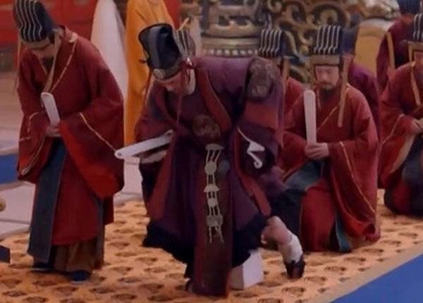 Cảnh hầu triều trong Võ Mị Nương Truyền Kì 