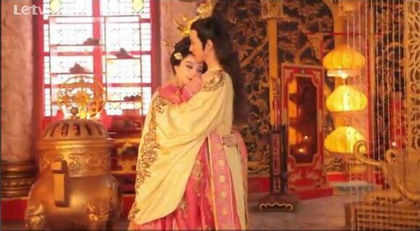 Cảnh hầu triều trong Võ Mị Nương Truyền Kì 