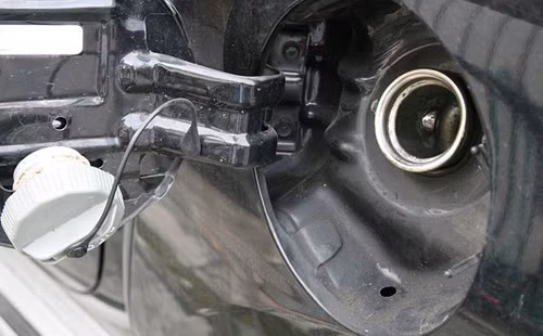 670px-Choose-Between-a-Car-wit-6146-5028