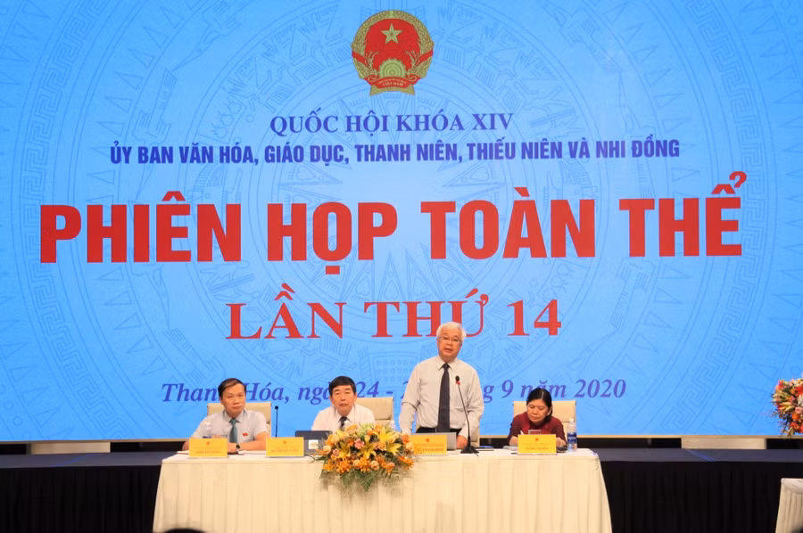 Ông Phan Thanh Bình – Chủ nhiệm Ủy ban Văn hóa, Giáo dục, Thanh niên, Thiếu niên và Nhi đồng của Quốc hội – phát biểu buổi làm việc.