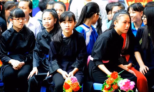 Ngắm nét rạng rỡ của nữ sinh vùng cao Việt Bắc - ảnh 10