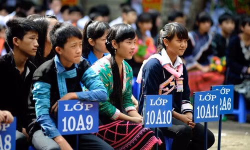 Ngắm nét rạng rỡ của nữ sinh vùng cao Việt Bắc - ảnh 5