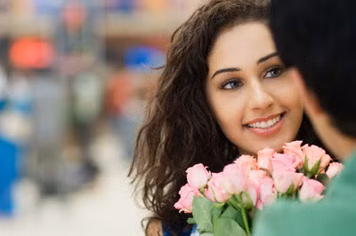 Những hành động cực quyến rũ của phụ nữ khiến đàn ông 