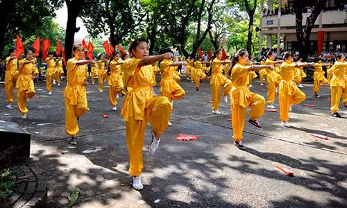 Ngắm nét rạng rỡ của nữ sinh vùng cao Việt Bắc - ảnh 11