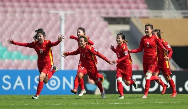 Niềm vui của đội tuyển bóng đá nữ Việt Nam khi được dự World Cup 2023. Ảnh: AFC.