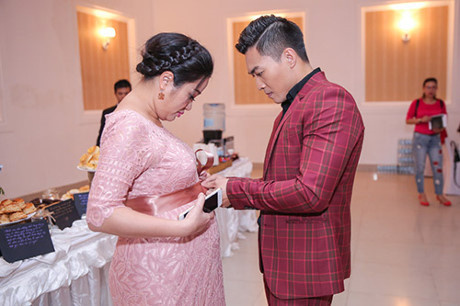 Bụng bầu Bung bau