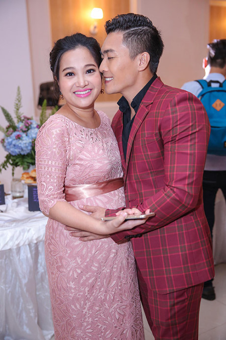 Bụng bầu Bung bau