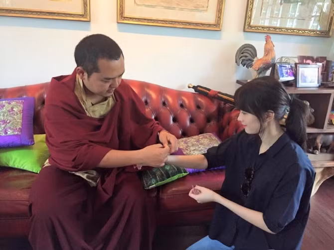 Ngọc Trinh khẳng định không độn vòng 3 - Ảnh 3