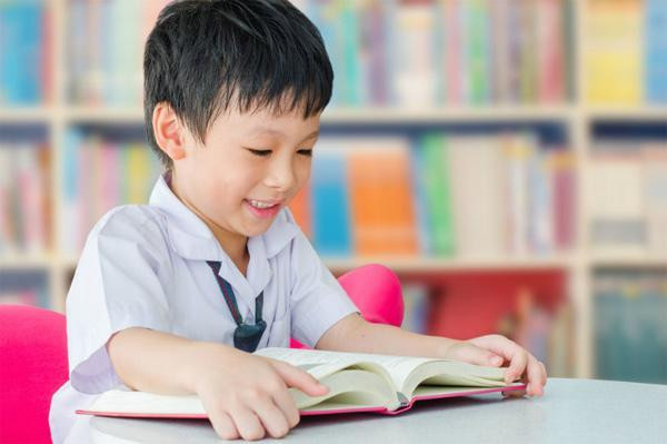 Trẻ phải đối mặt với nhiều thay đổi khi lên lớp 1. Ảnh minh hoạ. Trẻ phải đối mặt với nhiều thay đổi khi lên lớp 1. Ảnh minh hoạ.