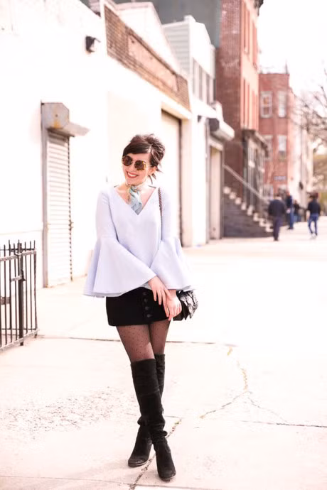 Bi quyet cac nang cong so phai biet de dien ngay ao tay loe sang chanh di lam - Anh 14