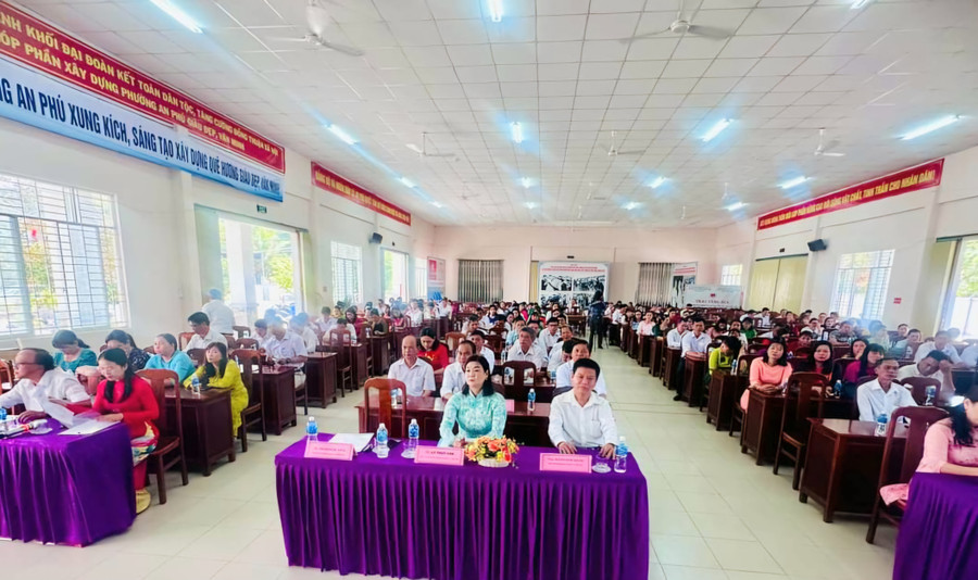 Thị xã Tịnh Biên (An Giang) công nhận 316 giáo viên dạy giỏi và chủ nhiệm lớp giỏi.