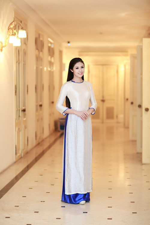 Trang phục “sao” Việt: Thiện cảm và gây sốc ảnh 8 Sao Việt mặc xấu - đẹp tuần qua