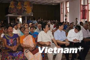 Các đại biểu tại lễ míttinh. (Ảnh: Minh Lý/Vietnam+)