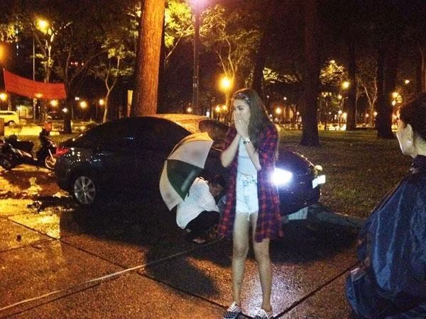 Tháng 7/2014, người mẫu Kim Dung gặp tai nạn giao thông trên đoạn đường Lê Duẩn cắt Nam Kỳ Khởi Nghĩa thuộc quận 1 - TP HCM. Sự việc xảy ra khi Kim Dung chạy xe về nhà sau một ngày làm việc và bất ngờ bị một chiếc taxi đâm phía sau. Cú đâm mạnh khiến người mẫu không làm chủ được tay lái và lao lên vỉa hè, đâm vào hàng chậu cảnh ở lề đường. Tháng 7/2014