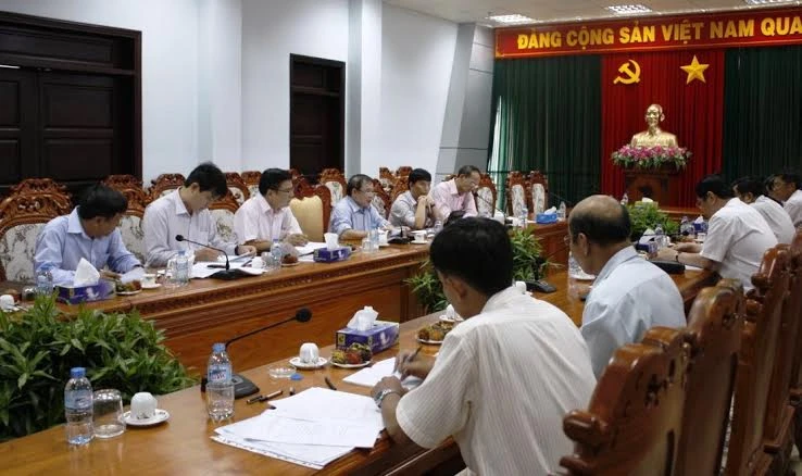 Quang cảnh buổi làm việc