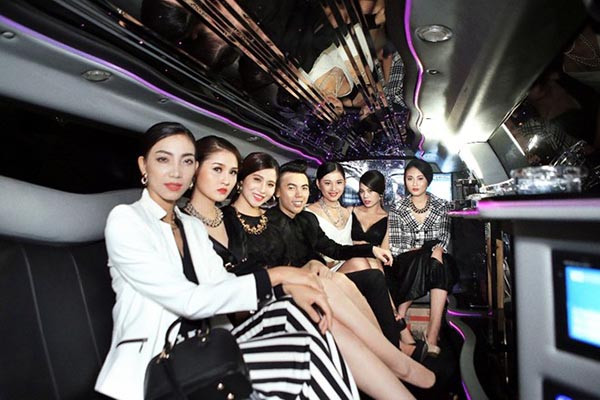 Lộ diện “Ông trùm 9X” đứng sau giải vàng Siêu mẫu 2015 ảnh 4 Từ năm 18 tuổi, Kenbi Khánh Phạm đã có trong tay dàn người mẫu tiềm năng để đi chinh chiến tại các cuộc thi.