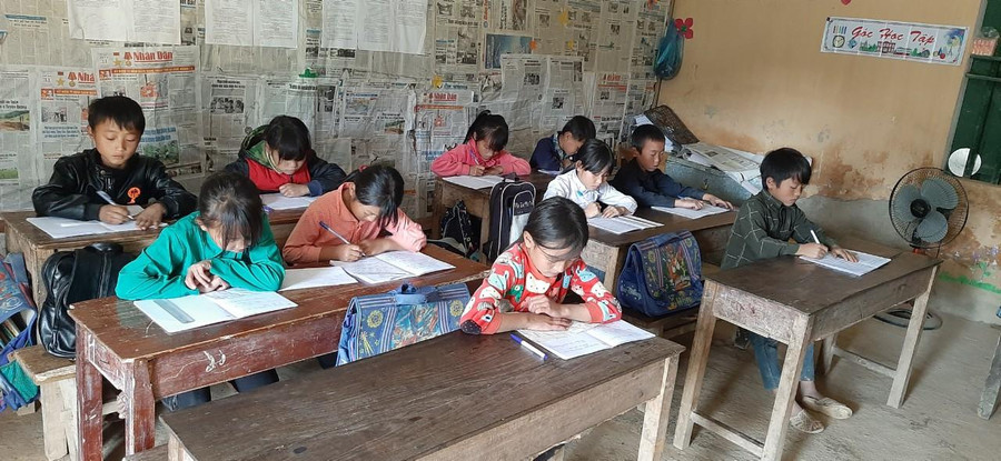Học sinh Trường Tiểu học Xín Cái (Mèo Vạc, Hà Giang). Ảnh: NTCC Học sinh Trường Tiểu học Xín Cái (Mèo Vạc, Hà Giang). Ảnh: NTCC