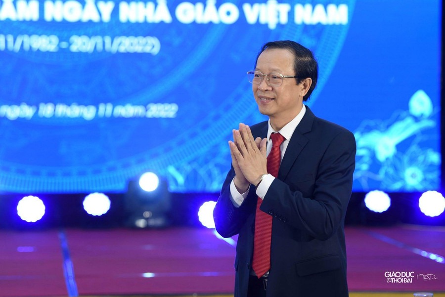 Thứ trưởng Phạm Ngọc Thưởng