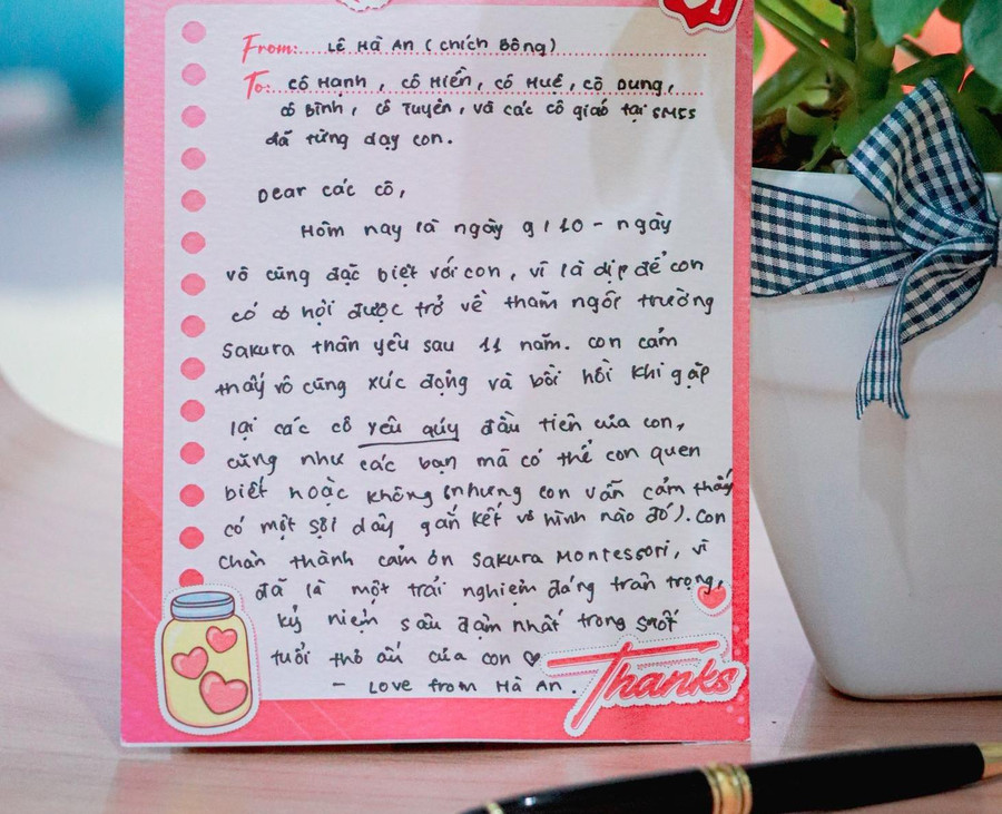 Dòng lưu bút của học sinh khi trở về thăm trường cũ.