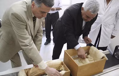 bi an kinh thien xac uop thai nhi trong lang mo tutankhamun hinh anh 6