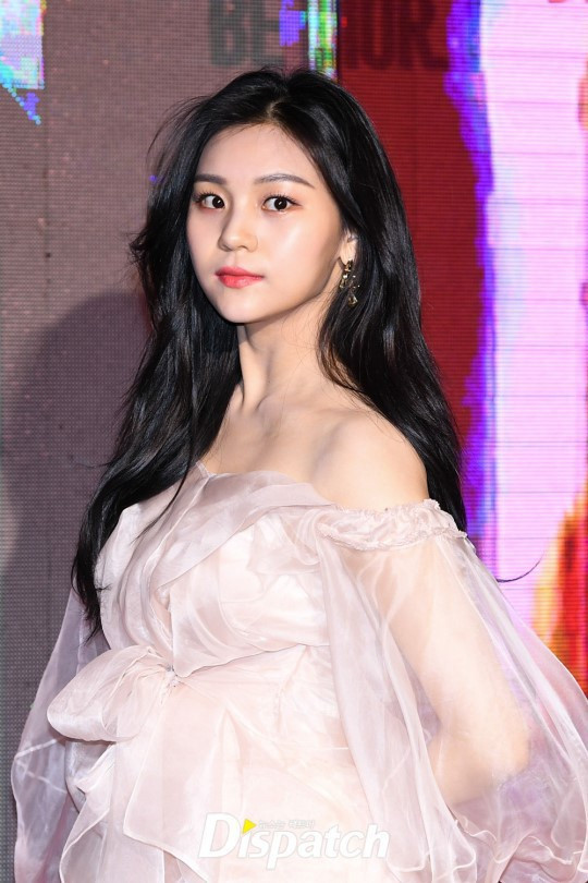 Ngoại hình khác xa sau 10 năm ra mắt của Lisa (Black Pink), G-Dragon, Ji Hyo (TWICE)... ảnh 2 Than tuong Kpop co ngoai hinh khac xa sau 10 nam ra mat hinh anh 2 4_15549095577521506143725.jpg