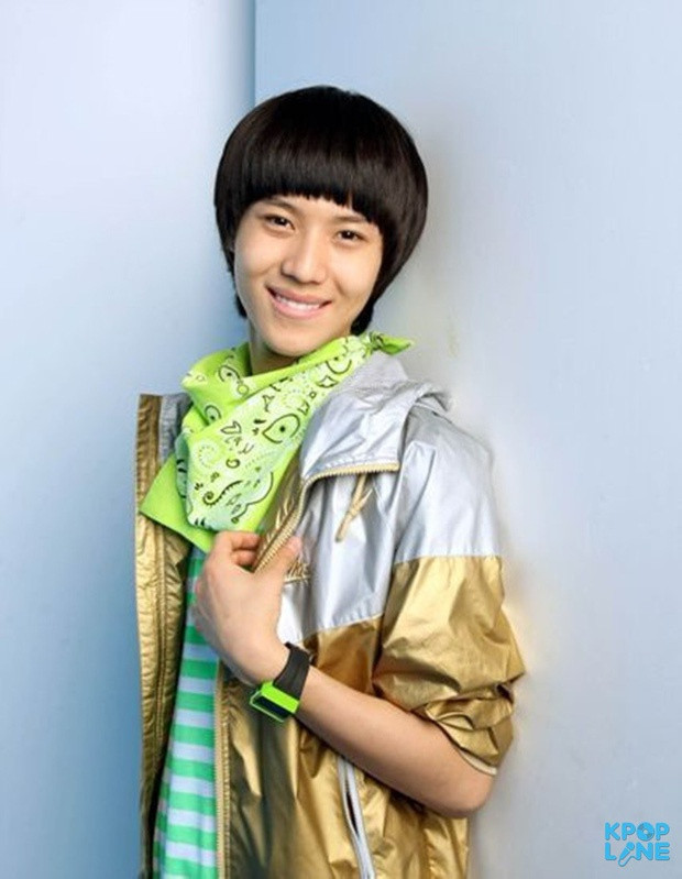 Ngoại hình khác xa sau 10 năm ra mắt của Lisa (Black Pink), G-Dragon, Ji Hyo (TWICE)... ảnh 5 Than tuong Kpop co ngoai hinh khac xa sau 10 nam ra mat hinh anh 5 taemin_15759719804871185689586.jpg