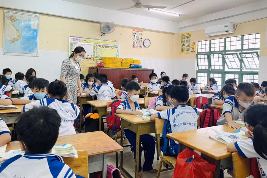 Quận Bình Tân hiện thiếu khoảng 380 giáo viên ở các môn học.