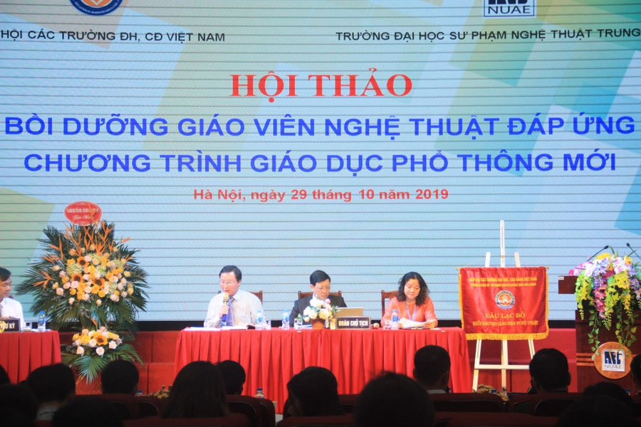 Hội thảo khoa học “Bồi dưỡng giáo viên nghệ thuật đáp ứng chương trình giáo dục phổ thông mới”.