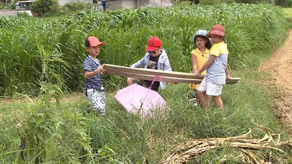 Tốt ti hóa anh hùng cứu mỹ nhân trong Bố ơi Mình đi đâu thế