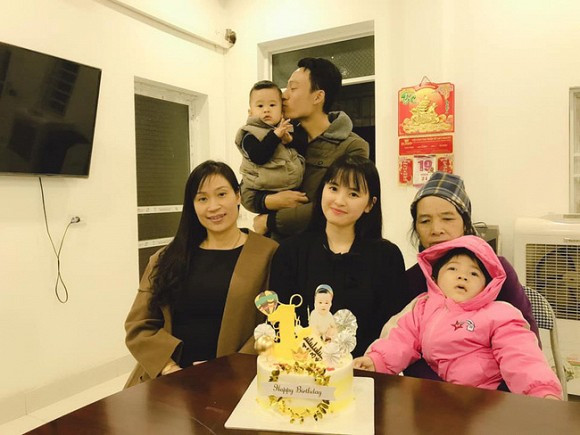 cô bé suy dinh dưỡng ở Lào Cai giờ ra sao 7 em bé ở Lào Cai, em bé ở Lào Cai bị suy dinh dưỡng, giới trẻ
