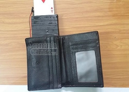 Cận cảnh hàng loạt “đồ nghề” chơi cờ bạc bịp cực tinh vi ảnh 3