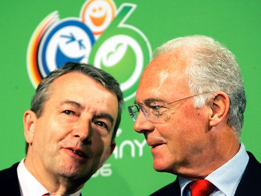 FIFA điều tra huyền thoại bóng đá Đức Franz Beckenbauer