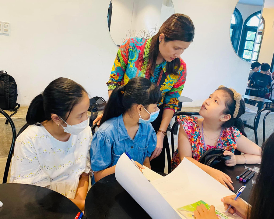 Lớp học kỹ năng sống miễn phí do Trường THCS Nguyễn Huệ tổ chức.