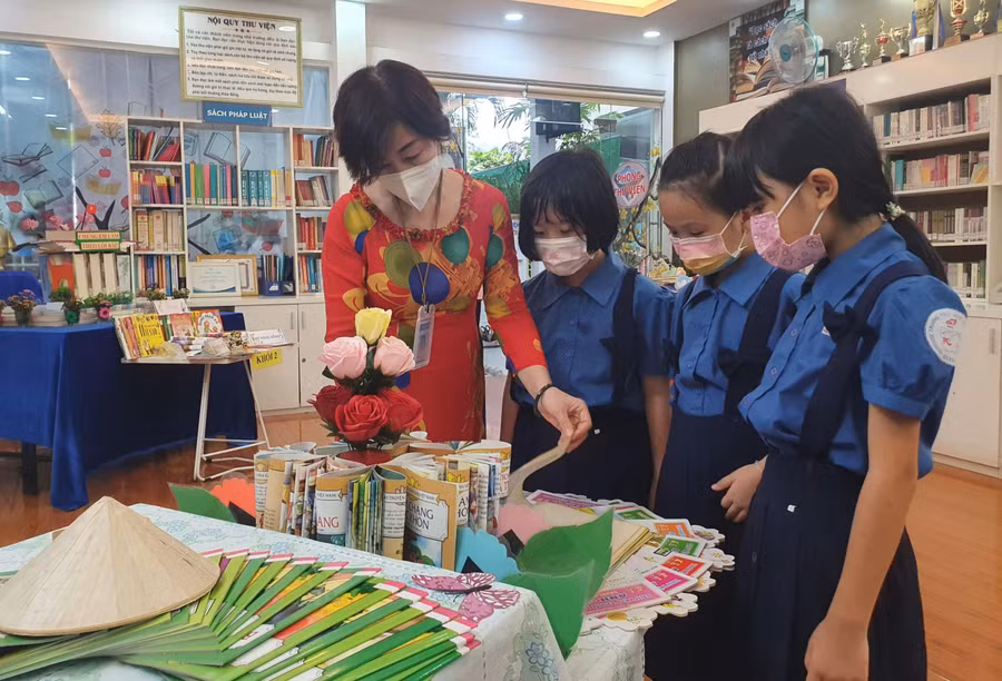 Công tác tư vấn tâm lý học đường tại nhiều trường phổ thông ở TPHCM vẫn do Ban giám hiệu, Tổng phụ trách Đội và giáo viên chủ nhiệm đảm nhận.