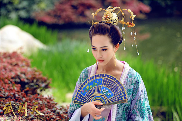Cuộc đời đầy nước mắt của Từ Hiền Phi trên phim và đời thực ảnh 10 Cuộc đời đầy nước mắt của Từ Hiền Phi trên phim và đời thực