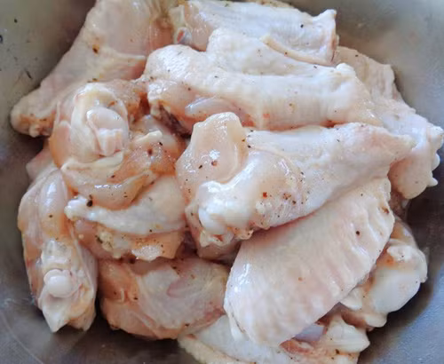 Cánh gà chiên sốt cà ngon cơm ngày lạnh - 3