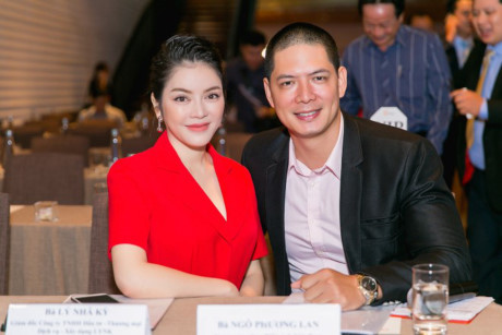 Lý Nhã Kỳ chi 1 triệu Euro quảng bá Việt Nam, tổ chức tiệc ở Cannes 2017 - Ảnh 8 Ly Nha Ky chi 1 trieu Euro quang ba Viet Nam, to chuc tiec o Cannes 2017 - Anh 8