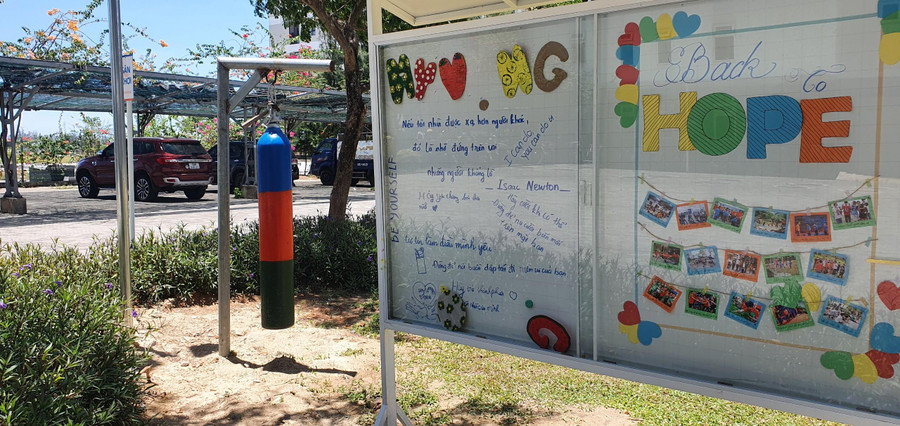 "Góc sẻ chia" của học sinh Trường nội trú Hy Vọng "Góc sẻ chia" của học sinh Trường nội trú Hy Vọng