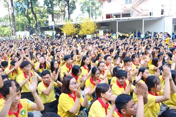 Hàng ngàn bạn trẻ TP.HCM tham gia chiến dịch Xuân Tình nguyện năm 2019 