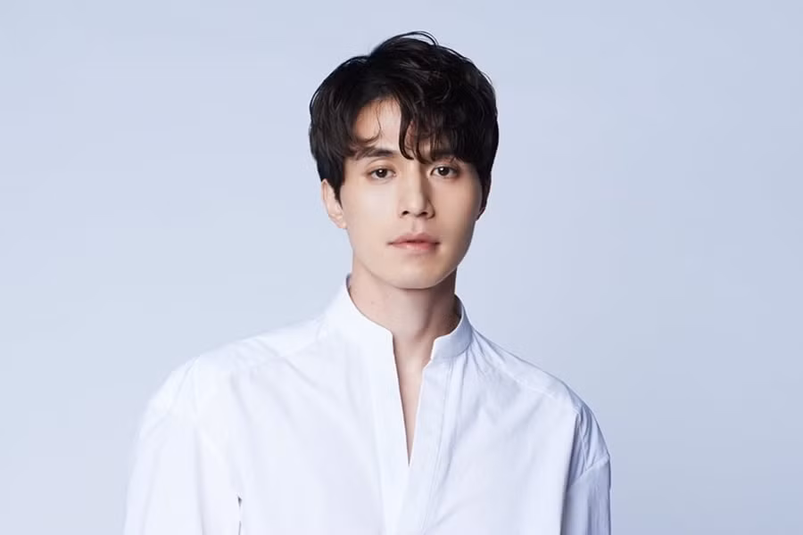 17. Lee Dong Wook: 1.647 phiếu bầu