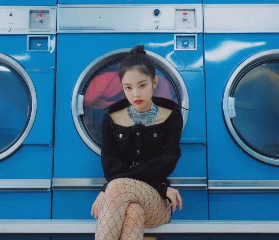 Jennie (BLACKPINK) lập kỷ lục nữ ca sĩ solo đầu tiên làm được điều này ảnh 2