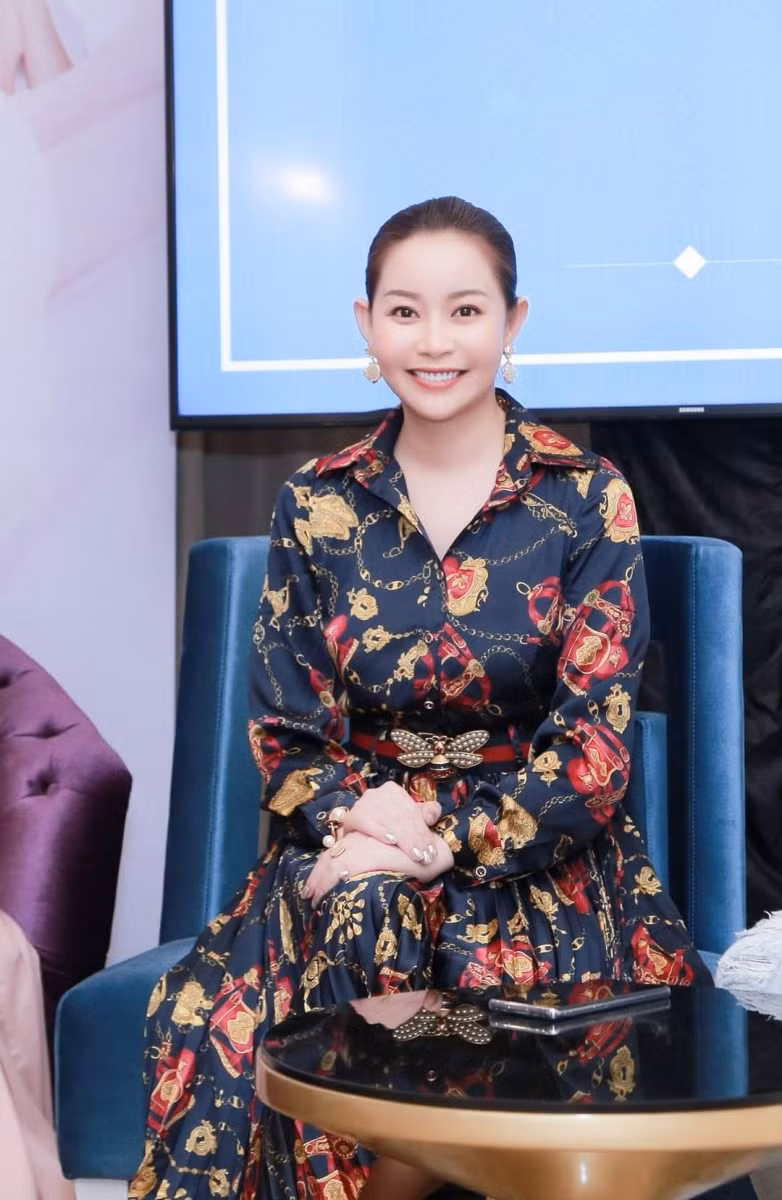 Hoa hậu Áo dài Nguyễn Trần Hải Dương.