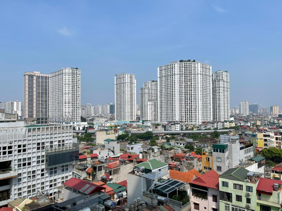 Bài toán phát triển đô thị với nhiều cơ hội và thách thức trong quản lý hạ tầng, đất đai đô thị. Bài toán phát triển đô thị với nhiều cơ hội và thách thức trong quản lý hạ tầng, đất đai đô thị.