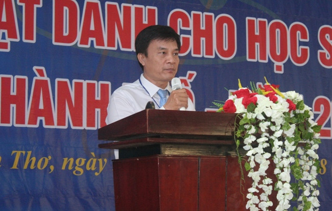 Ông Võ Minh Lợi - Phó Giám đốc Sở GD&ĐT TP Cần Thơ phát biểu khai mạc cuộc thi